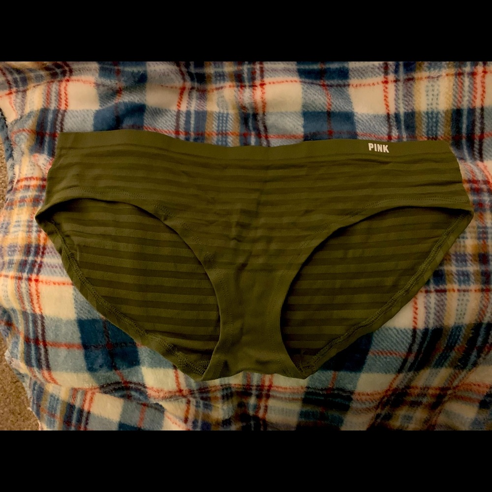 Green PINK undies